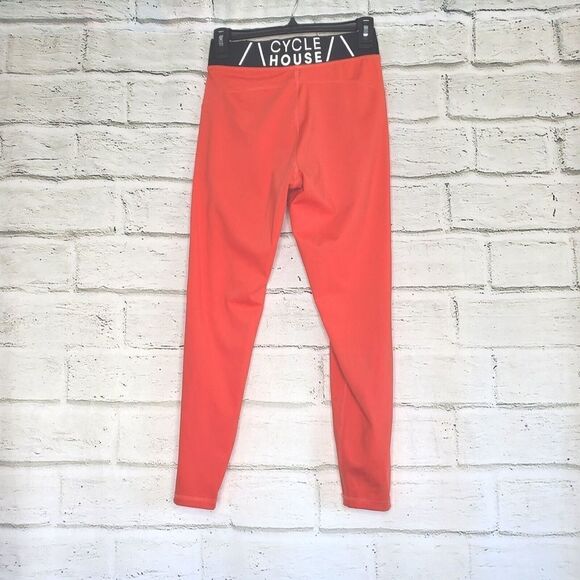Cycle House By Marika Chaser Ankle Leggings Solid Red Orange M Medium GLL1100A - Picture 2 of 7